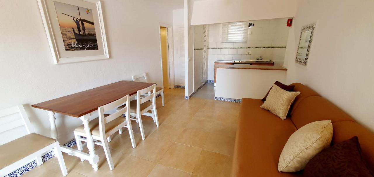 Granada Apartments Familiar Deluxe Portinatx Buitenkant foto