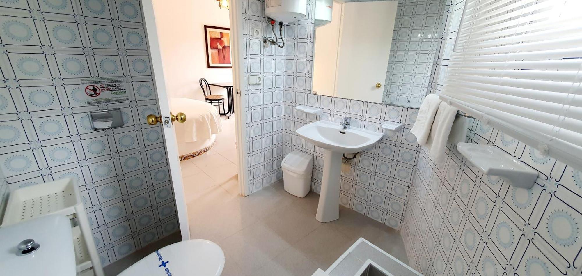 Granada Apartments Familiar Deluxe Portinatx Kamer foto