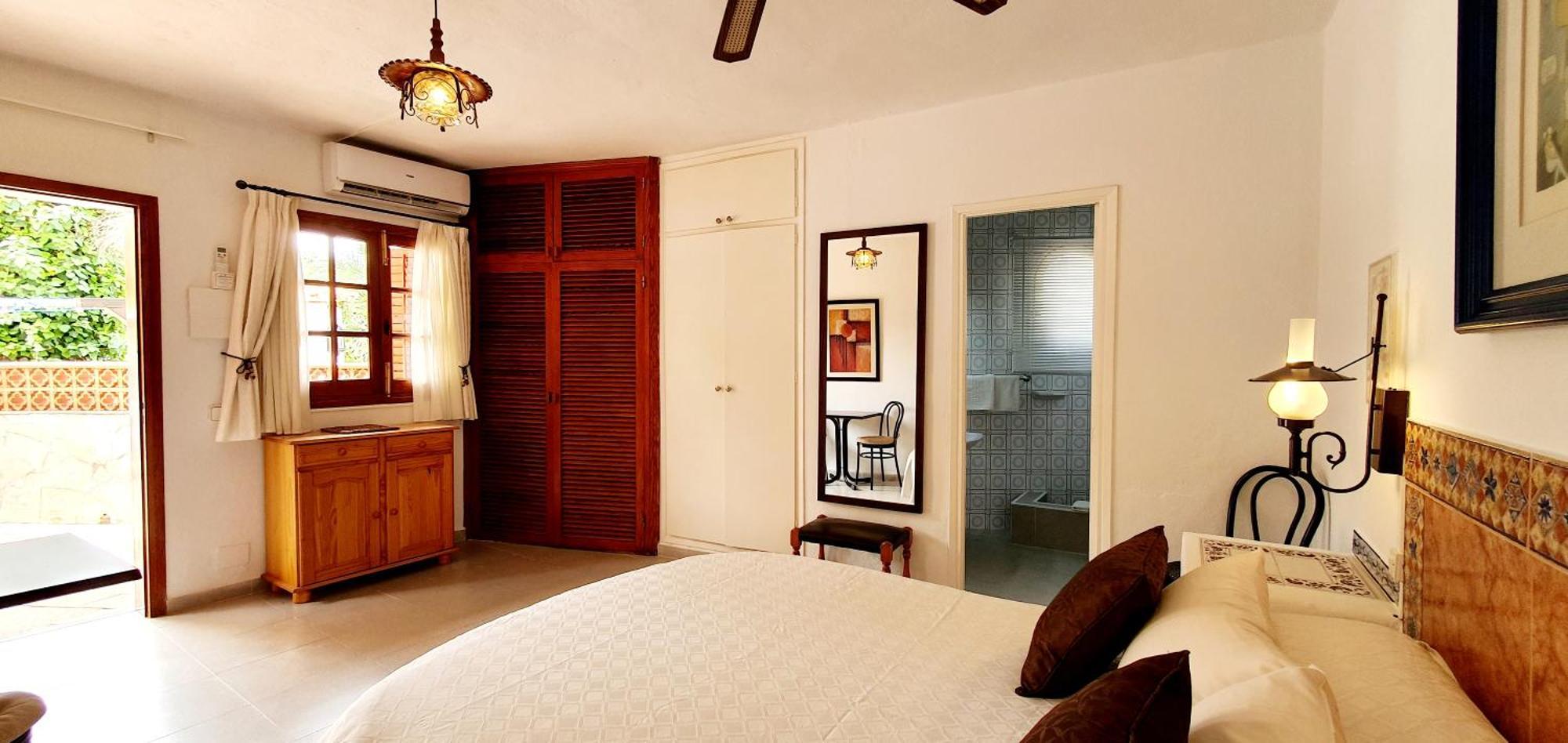 Granada Apartments Familiar Deluxe Portinatx Kamer foto